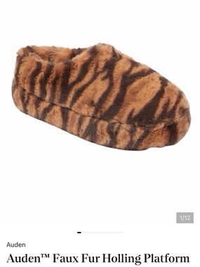 Faux fur clog slippers